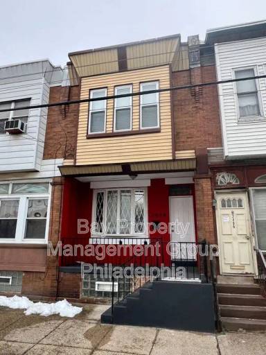 Main picture of 2404 Mifflin St