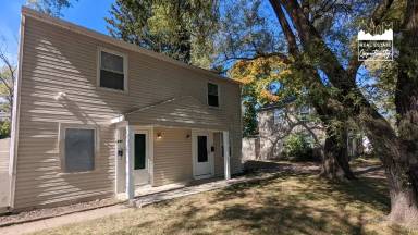 Main picture of 837 Valerie Ln