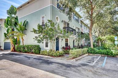 Main picture of 79 Atlantic Grove Way