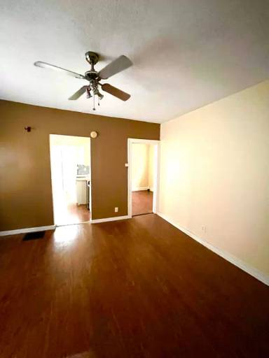 Main picture of 1819 Maple Ave