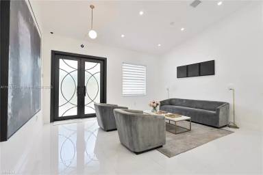Main picture of Coral Park Estates