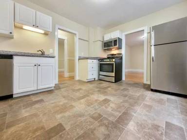 Main picture of 94 Gladstone St