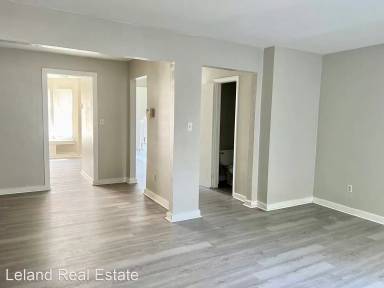 Main picture of 5202 Richard Rd