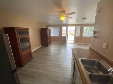 Main picture of 593 Venus Ave
