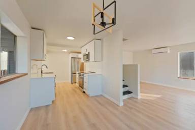 Main picture of 5106 47th Ave SW