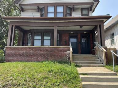 Main picture of 1577 S 6th St