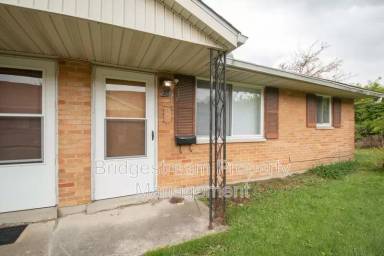 Main picture of 4920 Leeper St