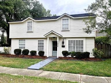 Main picture of 7980 Lasalle Ave