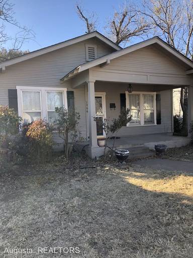 Main picture of 1266 Peach St