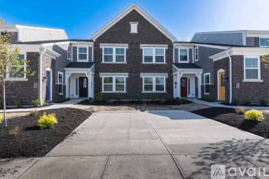 Main picture of 5239 Hazeltine Ln