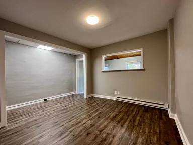 Main picture of 413 N 10th St