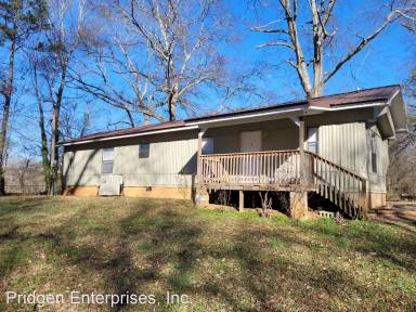 Main picture of 63 Grady Ln