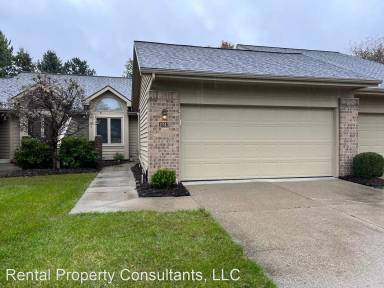 Main picture of 1943 Cross Bend St NE