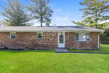 Main picture of 3317 Upper Valley Pike