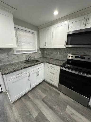 Main picture of 54 Cushing Rd