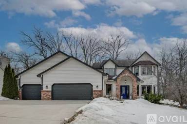 Main picture of 17696 Layton Path