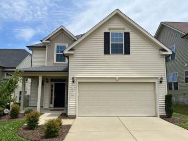 Main picture of 48 Outwater Ridge Dr