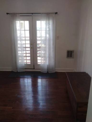 Main picture of 2113 Fitzwater St