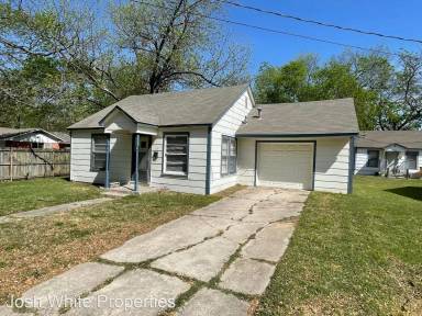 Main picture of 117 E Tennie St