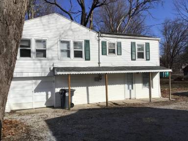 Main picture of 2008 1/2 E 38th St