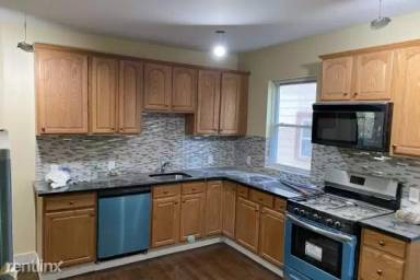 Main picture of 89 Ruthven St