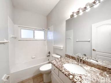 Main picture of 4898 Sabal Lake Cir