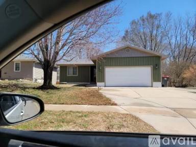Main picture of 3940 N 8th St