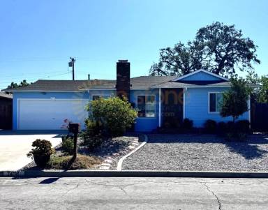 Main picture of 5018 N Reeder Ave