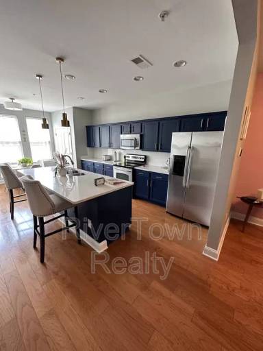 Main picture of 57 W Georgia Ave