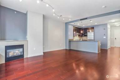 Main picture of 1000 1st Ave