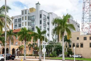 Main picture of 2310 First St Apartments