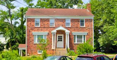 Main picture of 816 Greenwood Cir