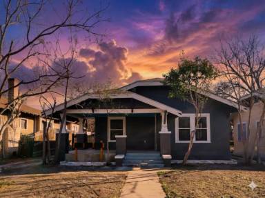 Main picture of 1120 Rigsby Ave