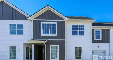 Main picture of 2185 Miramar Cir
