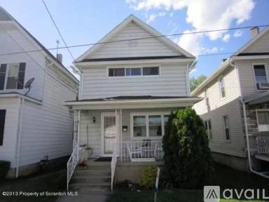 Main picture of 2323 Brighton Ave