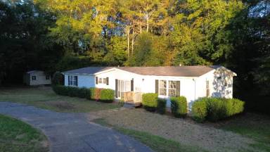 Main picture of 4060 Yellow Creek Trl