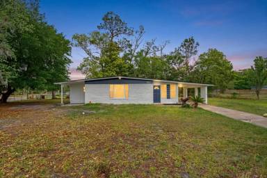 Main picture of 937 La Marche Dr