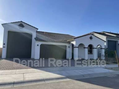 Main picture of 25734 N 140th Ln