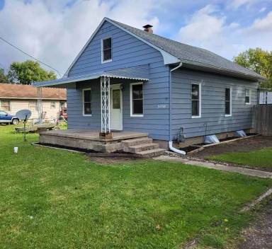 Main picture of 57198 Lake St