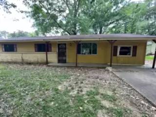 Main picture of 3127 Woodville Cir
