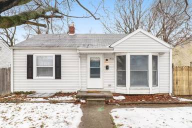 Main picture of 1425 Mishawaka Ave