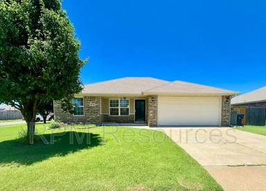 Main picture of 4713 Hunter Blvd