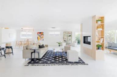 Main picture of 6585 E Nevada Pl