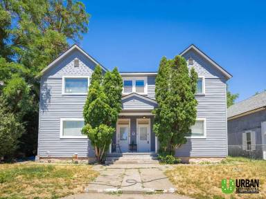 Main picture of 2020 W College Ave
