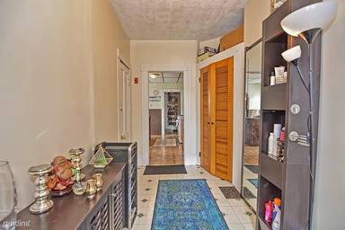 Main picture of 84 Linwood St