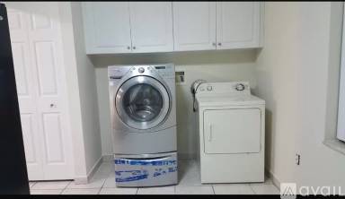 Main picture of 15431 SW 101st Ave