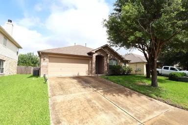 Main picture of 3216 Taylor Falls Dr