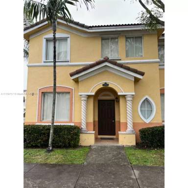 Main picture of 2517 SE 15th Pl