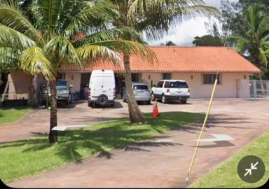 Main picture of 330 Northwest Dr