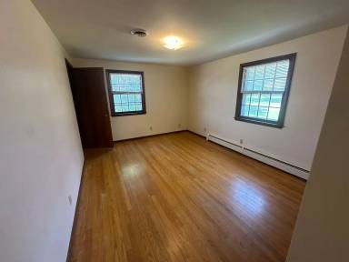 Main picture of 1902 Douglas Ave